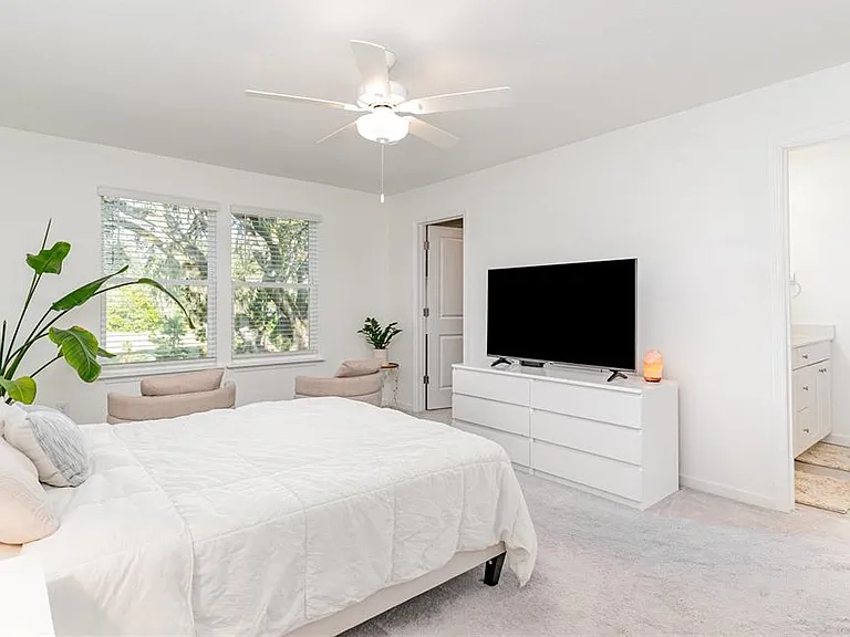 710 NW 126th Ter — Photo 19