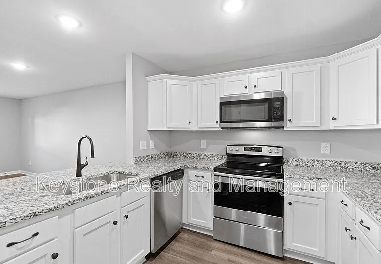 2186 Peachers Mill Rd — Photo 6
