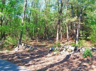 1 Hardscrabble Rd, Sterling, MA 01564