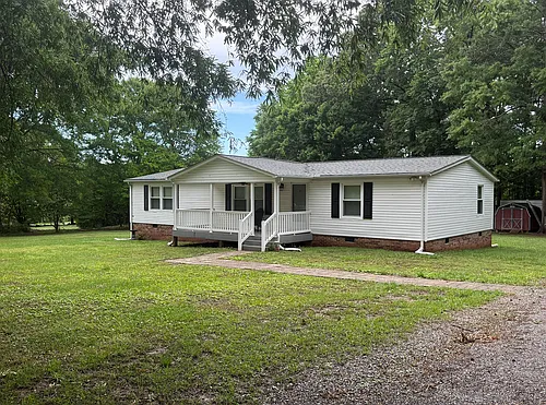 1569 Loomfixer Lake Rd Photo 1