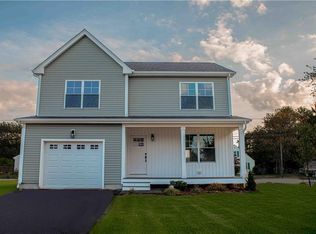 59 Recess Ln, Warwick, RI 02889