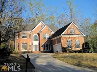 6005 Tangletree Dr, Roswell, GA 30075