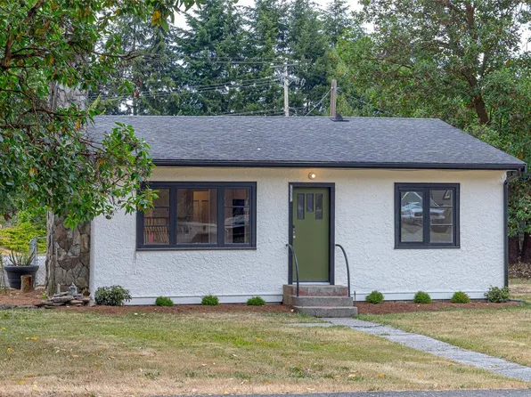 9559 Chemainus Rd, North Cowichan, BC V0R 1K5