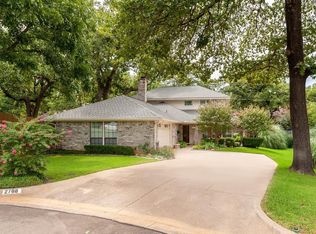 2700 Citadel Dr, Arlington, TX 76012