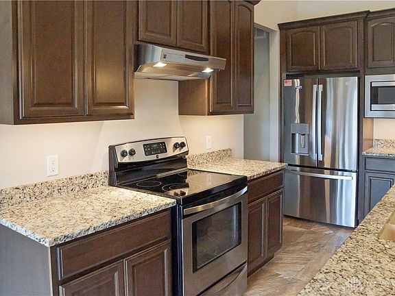 5th image of 1111 Chambrey Ct