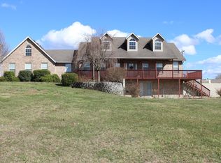 2700 Windbrook Ln, Lebanon, MO 65536