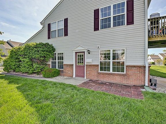 2nd image of 455 Filmore Dr #455