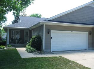 209 W Baldwin St, Saint Johns, MI