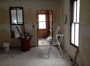 670 Cooper Ave, Elgin, IL 60120