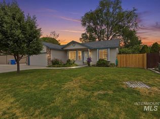 2716 E Castleberg Loop, Nampa, ID 83686