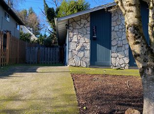 3215 SE 10th Ave, Portland, OR 97202