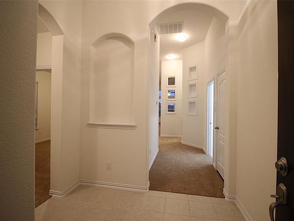 3rd image of 2623 Coral Dr