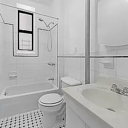 5th image of 570 W 172nd St APT 3B