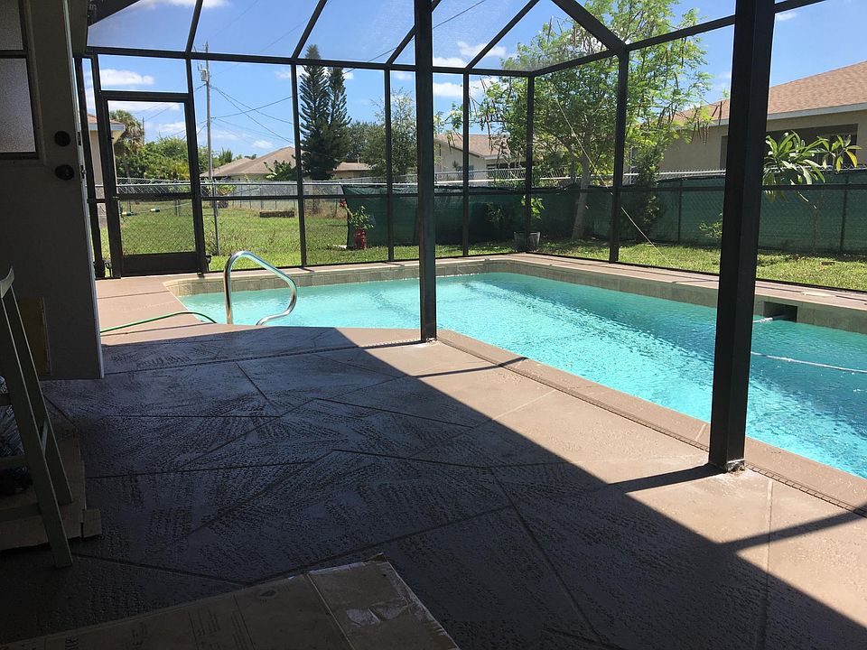 pool/lanai