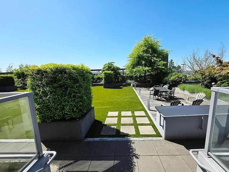 958 Ridge Ct #1502 — Photo 6