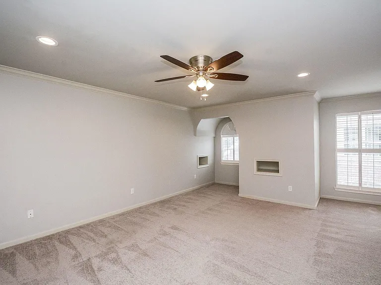 2022 Fairview Ave — Photo 20