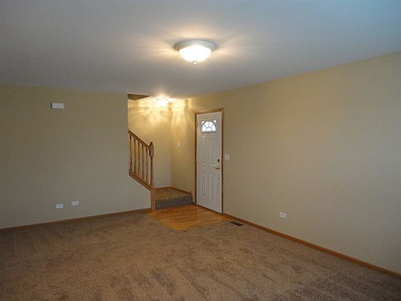 5th image of 609 Circle Dr