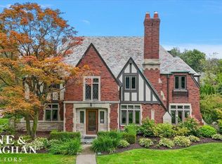 1016 Buckingham Rd, Grosse Pointe Park, MI 48230