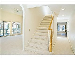 3rd image of 2485 Eastridge Dr