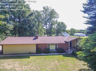 8995 York Rd SW, Etna, OH 43062