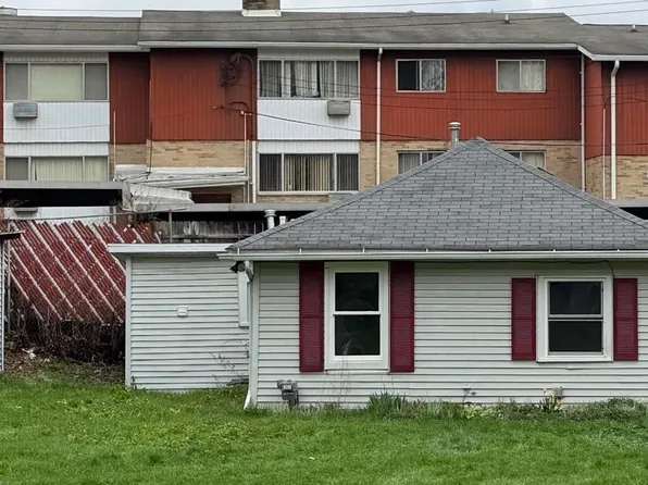 600 W Hodge Ave, Lansing, MI 48910