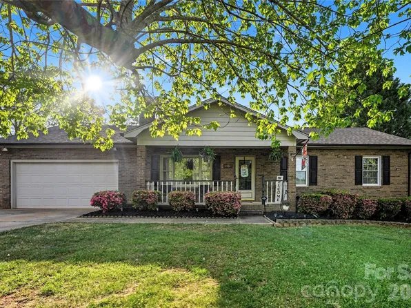 1451 31st Street Pl NE, Conover, NC 28613