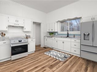 301 E Mitchell St, Marshall, MO 65340