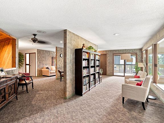 3rd image of 2495 Canabury Dr #230