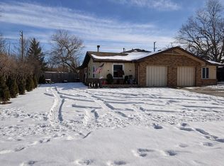 1341 Beverly Ln, Streamwood, IL 60107