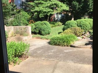 5 W Cedar Ln, Bethesda, MD 20814