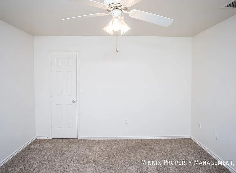 906 N Belmont Ave #B — Photo 3