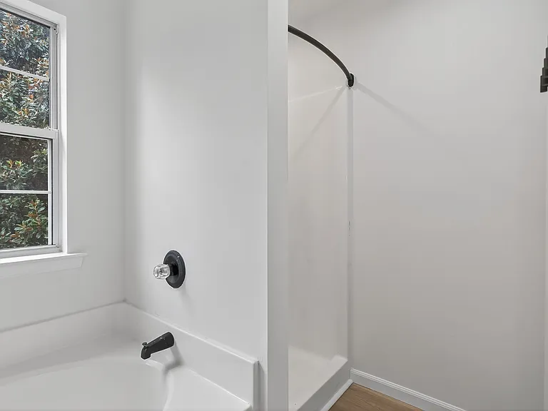 3881 Shenandoah Dr — Photo 15