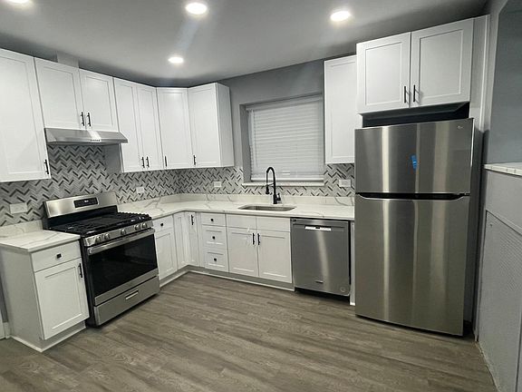 3rd image of 5636 N Bernard St APT 1