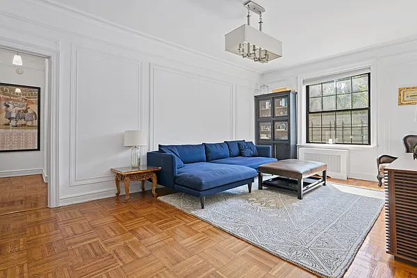 Rented by Douglas Elliman | media 7