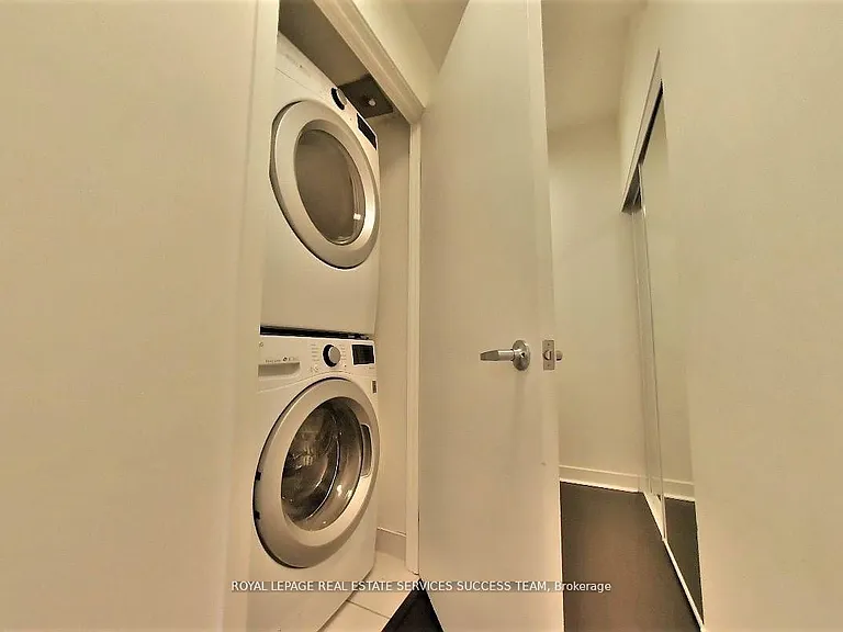 365 Prince Of Wales Dr #1802 — Photo 7