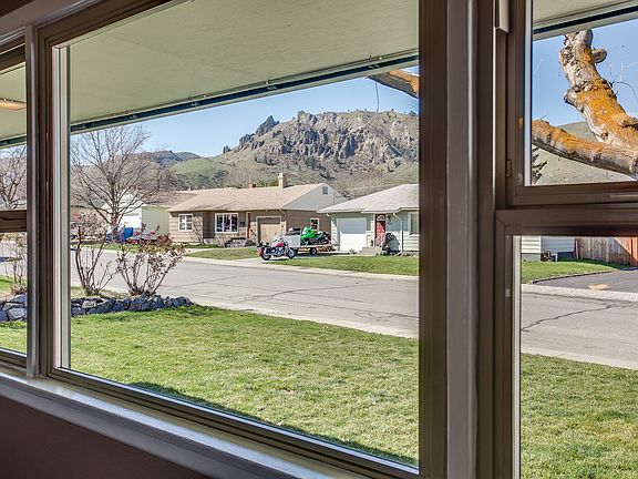 Lovely Saddlerock Views