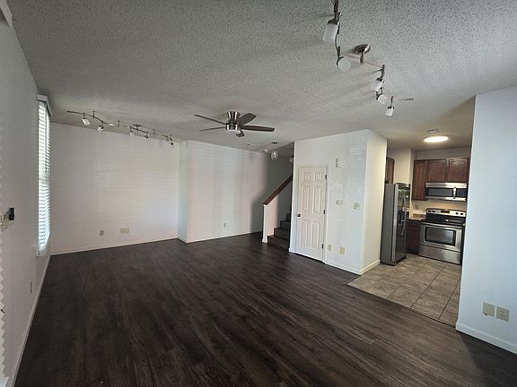 4th image of 3225 Domain St APT 3