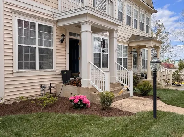 513 Gentlewood Sq, Purcellville, VA 20132