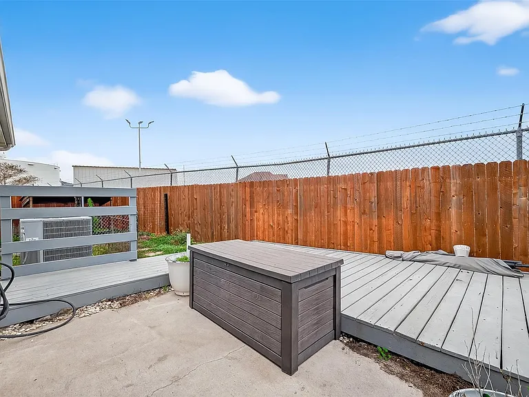 20610 Moonrise River Ln — Photo 41