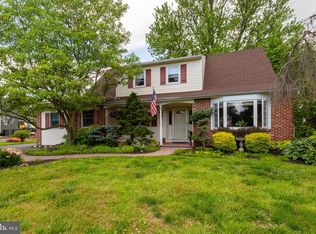 25 Lehigh Dr, Richboro, PA 18954