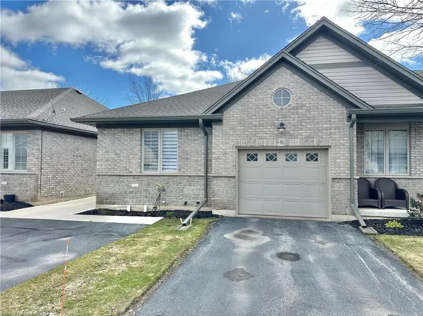 800 Main St #16, Norfolk County, ON N0A 1N0