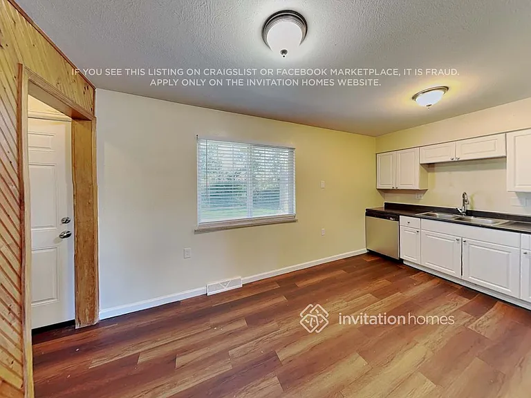 8544 Wiley Cir — Photo 14