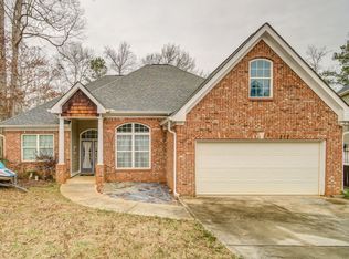 574 Clinton Dr, Temple, GA 30179
