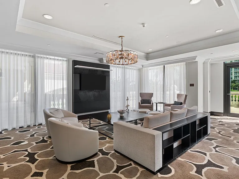 610 W Las Olas Blvd #1016N — Photo 37