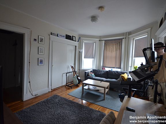 2nd image of 1161 Boylston St #21