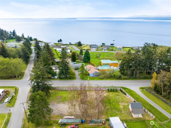 506 Shipping View Drive, Freeland, WA 98249
