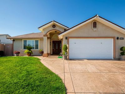 8350 Holly Jill Way, Sacramento, CA, 95823