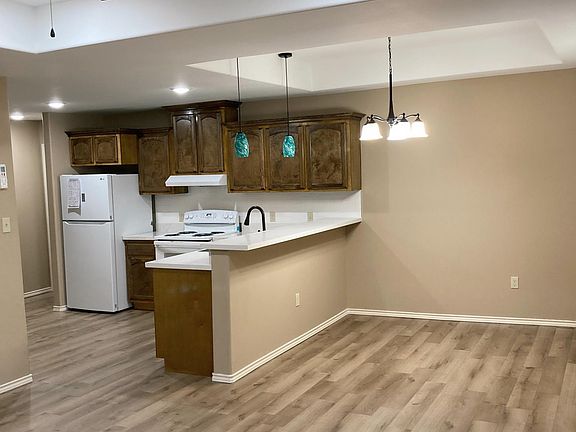 5th image of 2113 W Barcelona Ave