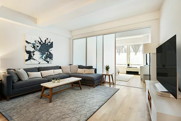 Sold by R New York | media 1