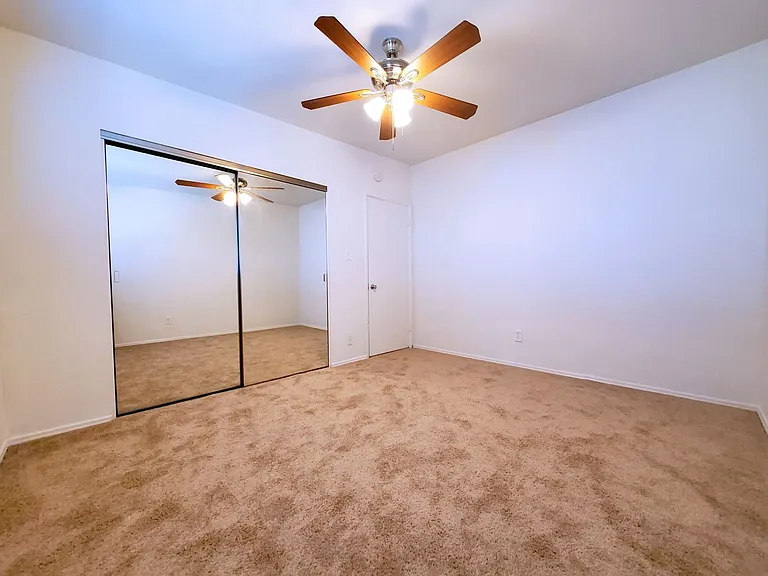 1465 Grand Ave — Photo 83